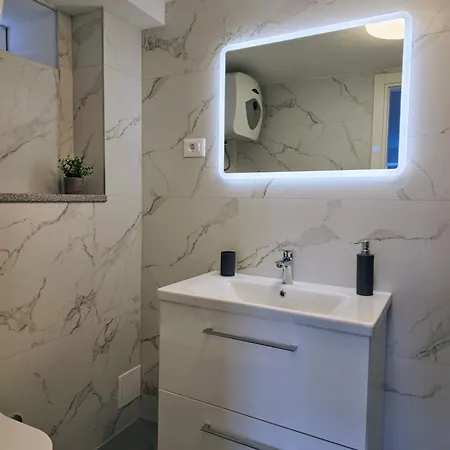 Primosten, Dolac Apartman