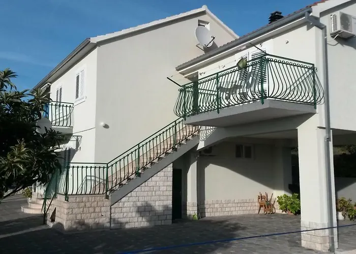 דירה Primosten, Dolac